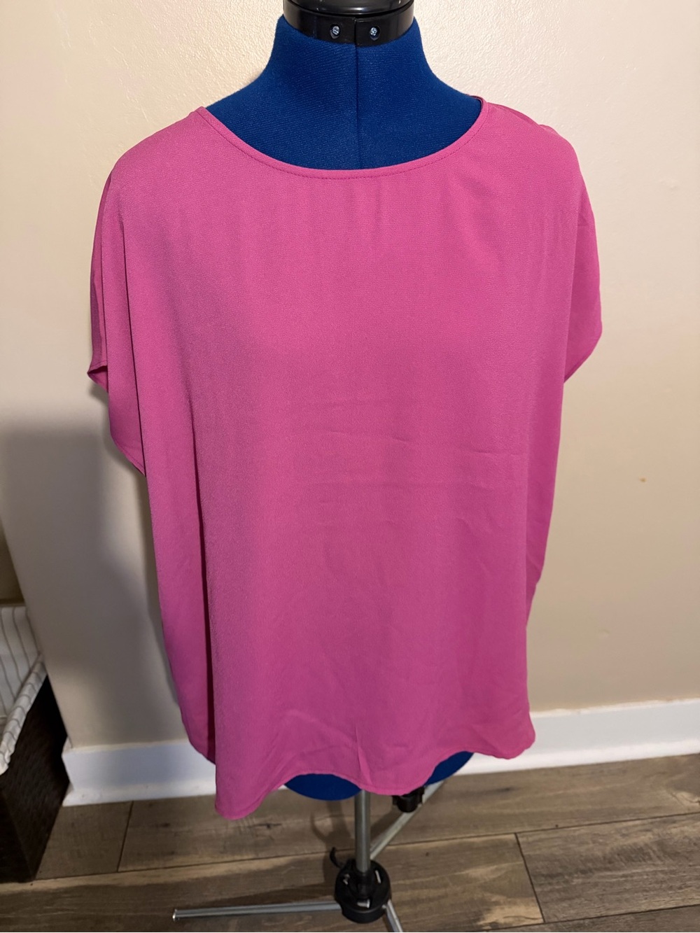 Halogen Women’s XL Pink Short Sleeve Blouse Keyhole Back Scoop Neck Career Top